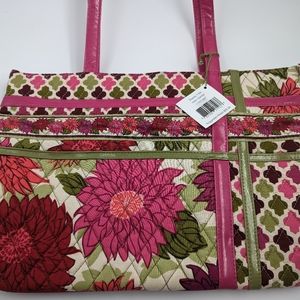 NWT Vera Bradley Hello Dahlia Zippidy Tote Purse